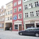 入住酒店 3*